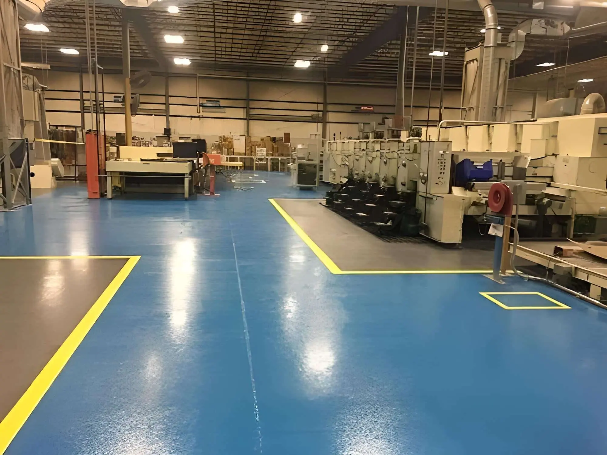 Thi công sơn sàn epoxy nhà máy may Tinh Lợi