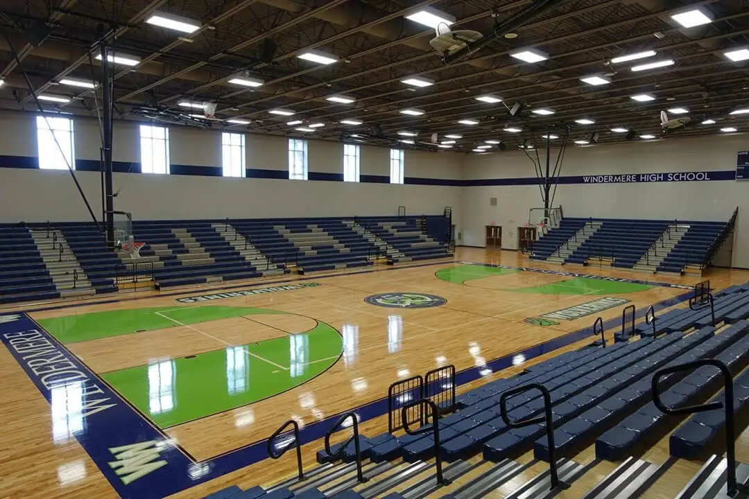 Thi công sơn nhà thi đấu/nhà văn hoá